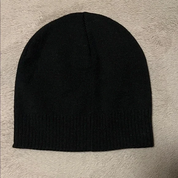 Timberland Classic Black Knit Beenie - Picture 2 of 3